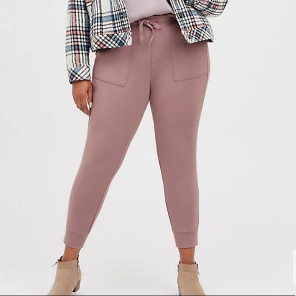Torrid SIZE 6 Classic Fit Jogger Super Soft Fleece